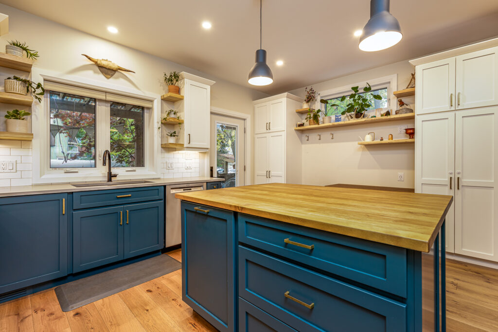 Burlington Street RenoMark Renovation   Kitchen AFTER 3 1024x683 