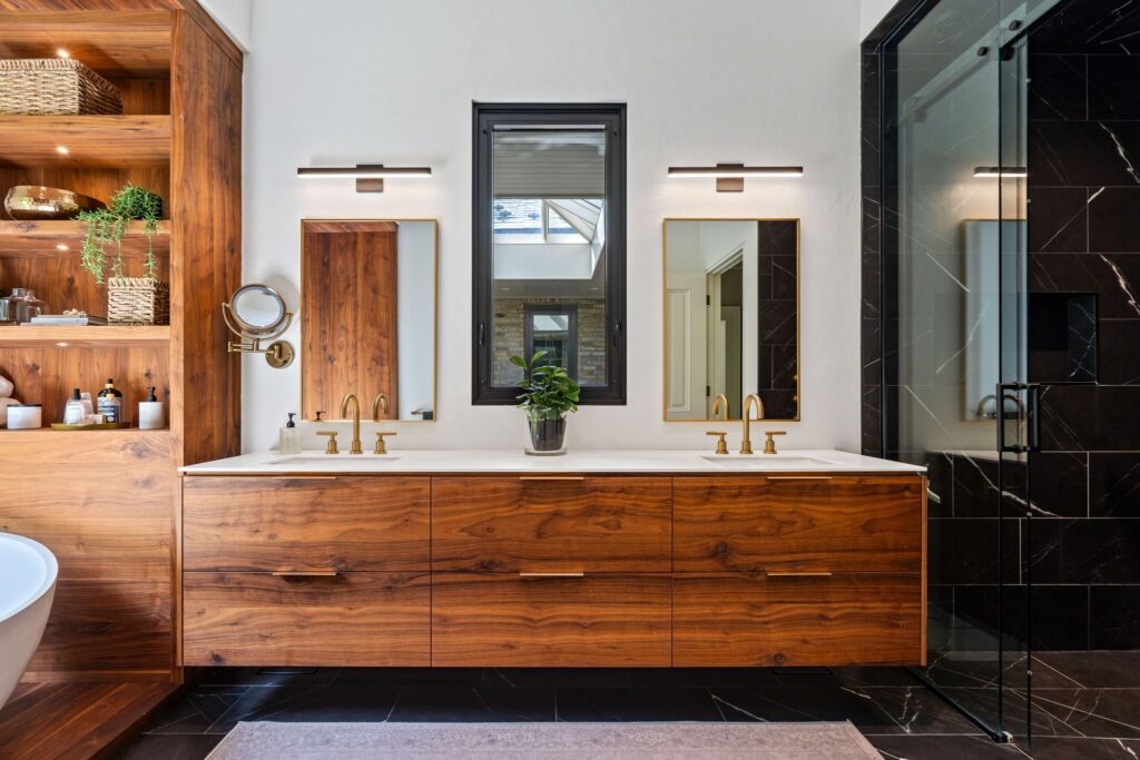 Floating Vanity with Spacious Storage in Modern Bathroom