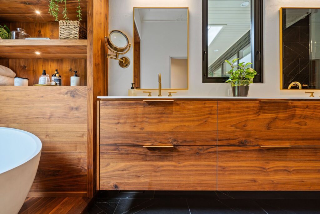Revamped Ensuite with Curbless Shower and Floating Vanity