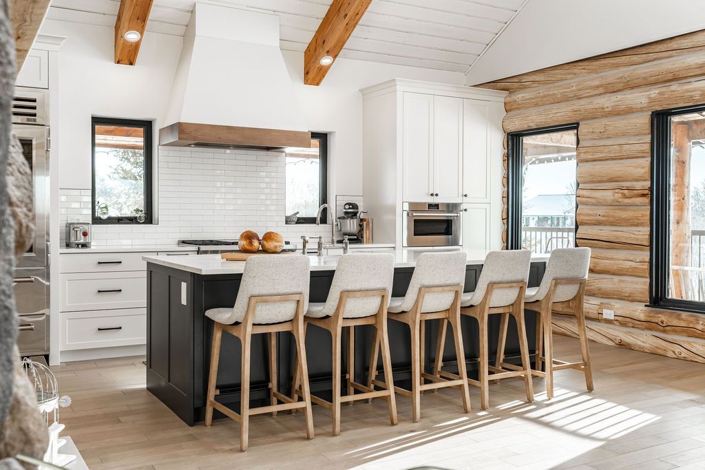 Log house kitchen renovation