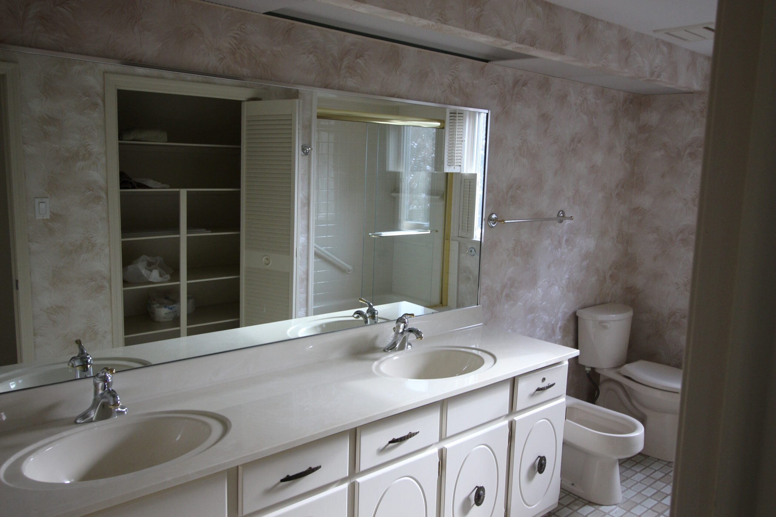 Bathroom Before